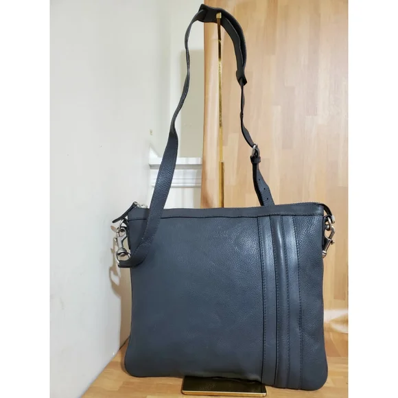 Gucci Messenger Leather Document Bag - Picture 7 of 12